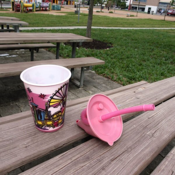 Hot Selling 16OZ Kids Plastic Drinkware Water Cup with Lids and Straws Wholesale Botella De Agua for Tea Cups & Saucers - Image 5