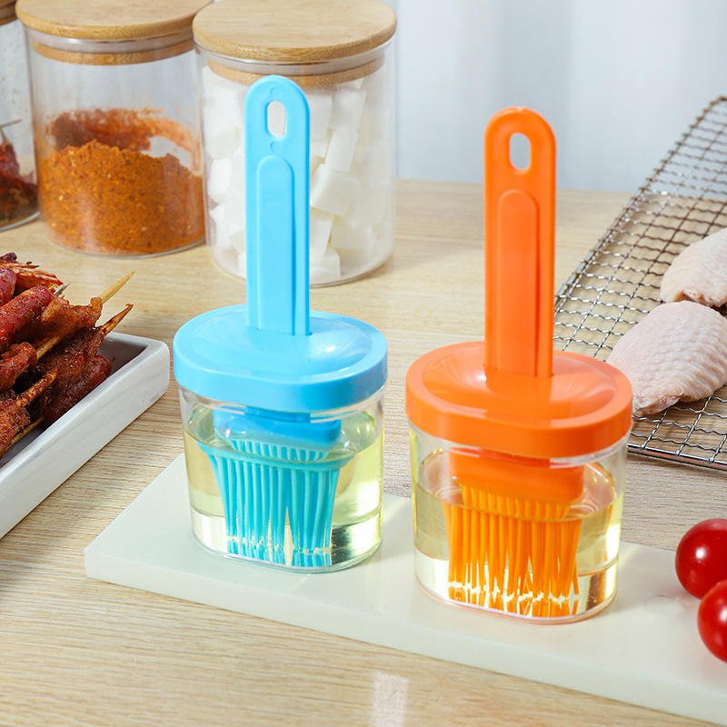 Hot Selling High Quality Household Kitchen Silicone Barbecue Grill Oil Brush With Bottle - Image 2